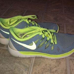 Nike Lime & Grey Sneakers *reposh*